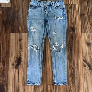 American eagle Tom girl jeans